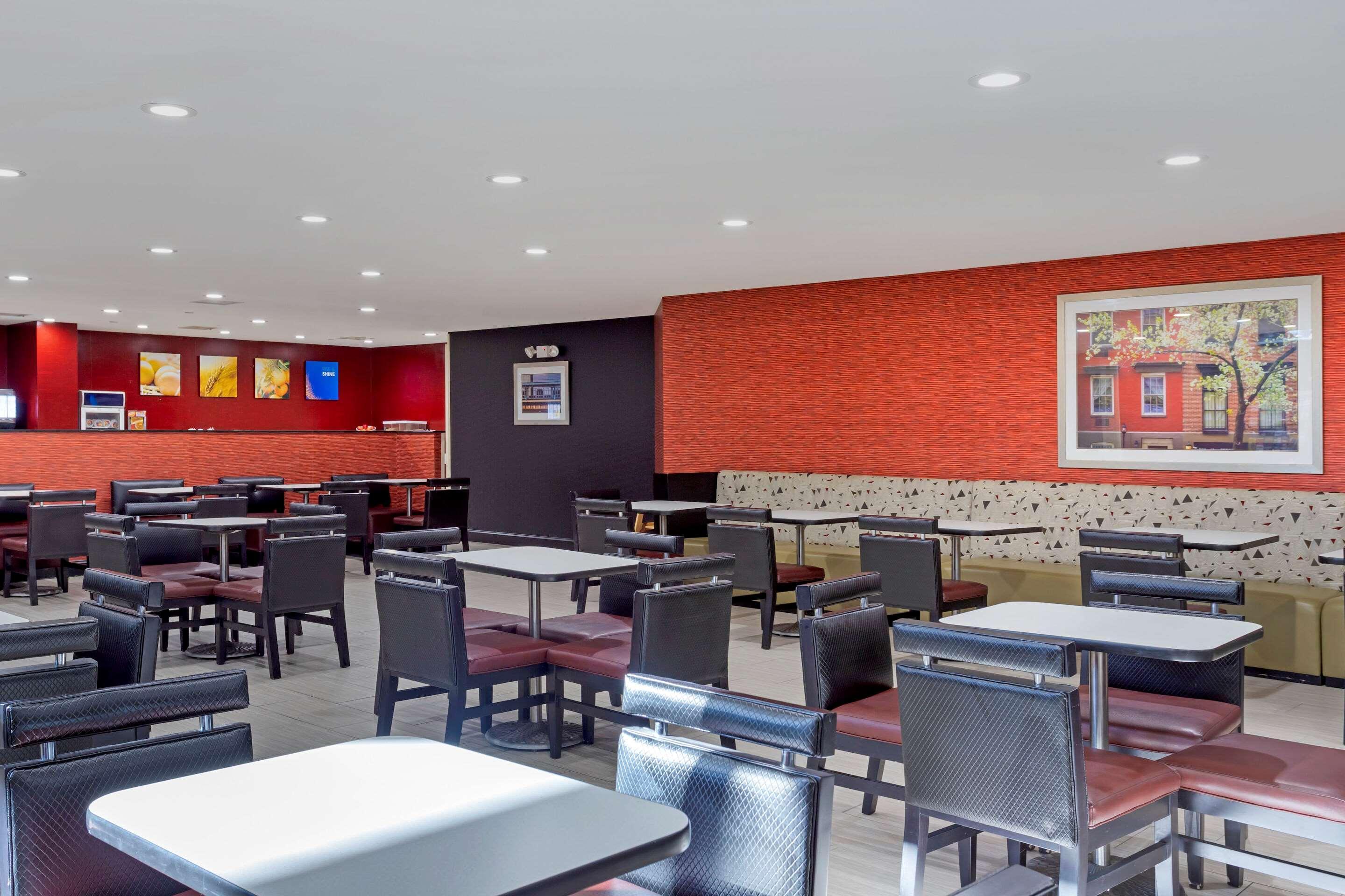 Comfort Inn & Suites Near Stadium New York Exterior foto
